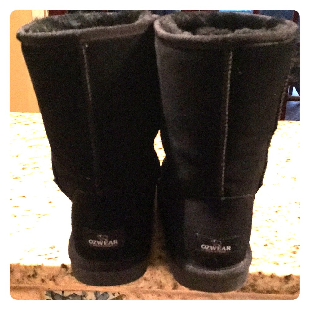 Ozwear boots by Ugg